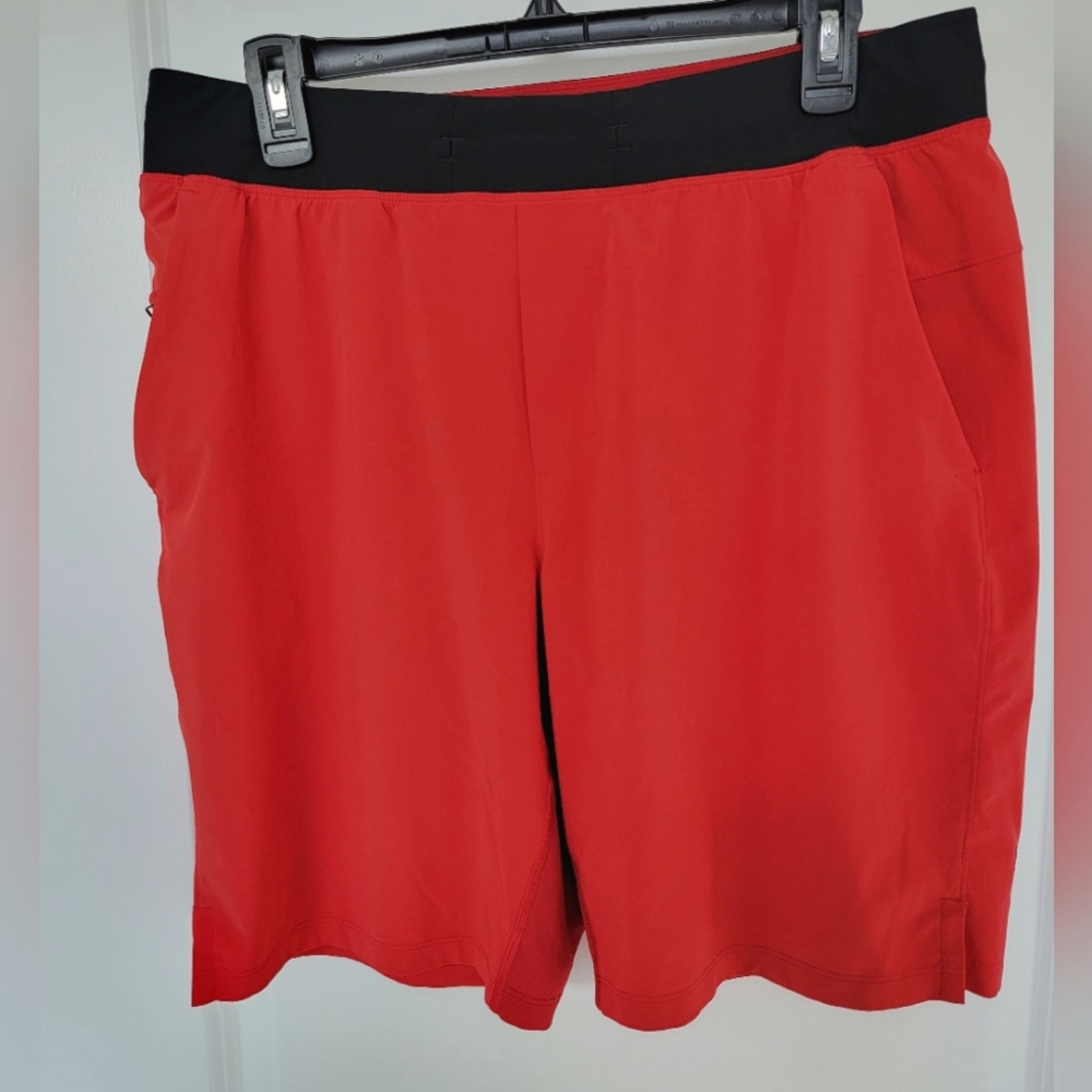 Lululemon Red T.H.E. Short 9" Lined